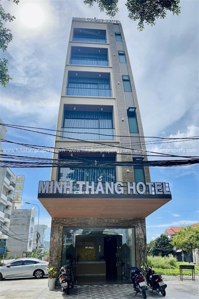  Bán khách sạn 15 phòng, có thang máy mặt tiền Phan Huy Ích, P2, Vũng Tàu. 