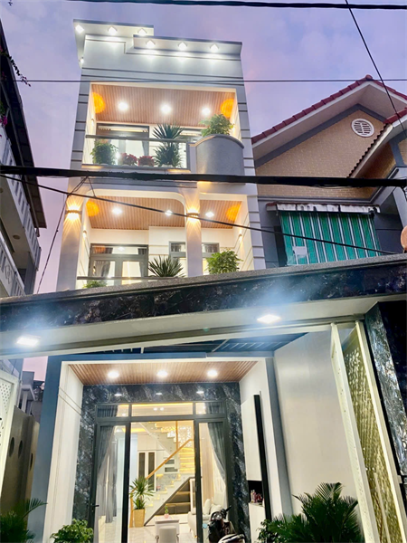 NHÀ MỚI SẮM TỚI - TRUNG TÂM VŨNG TÀU. GIÁ 10 TỶ 500 THƯỢNG LƯỢNG